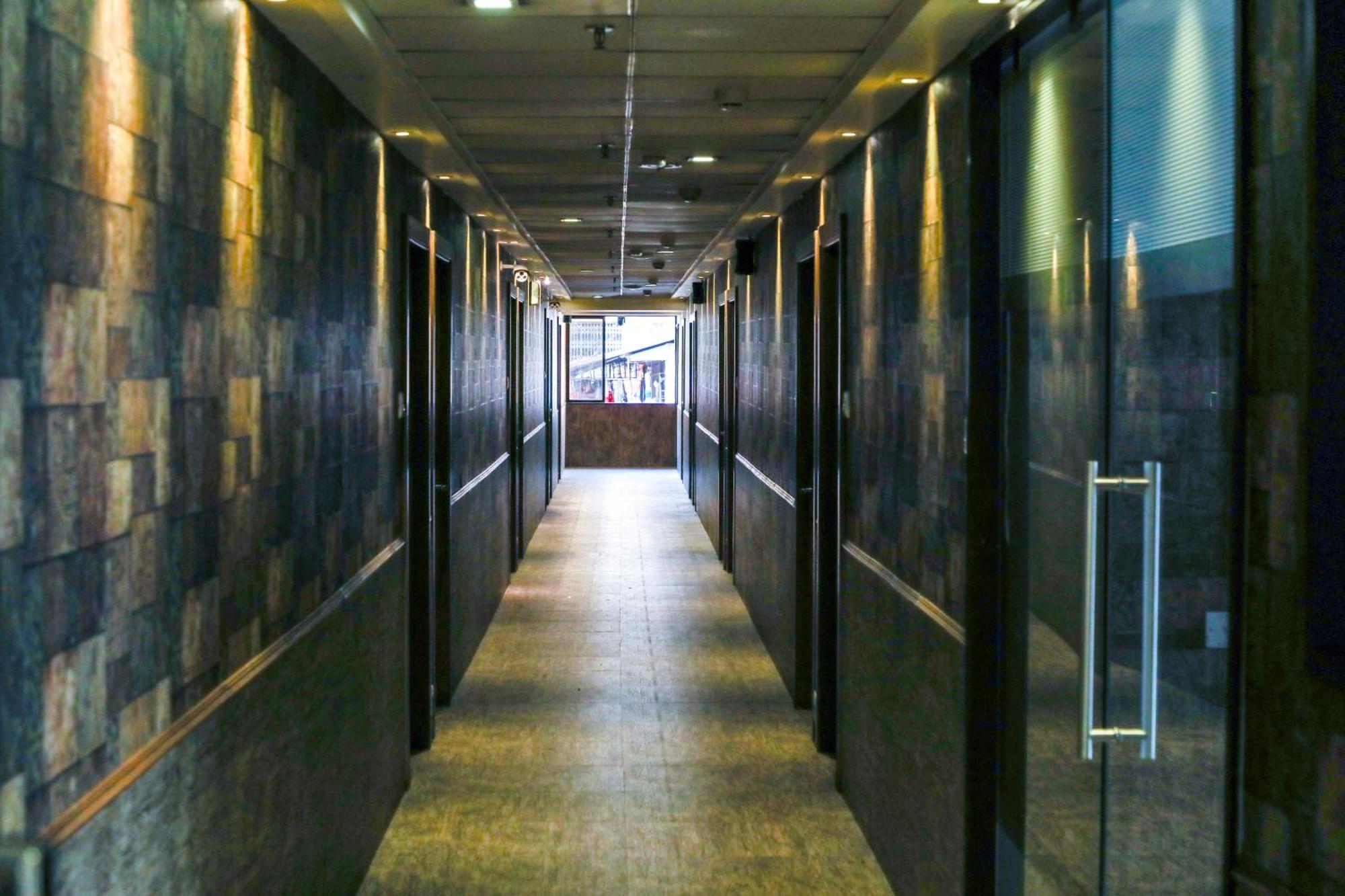 Hotel Maharana Inn Chembur Bombaim Exterior foto
