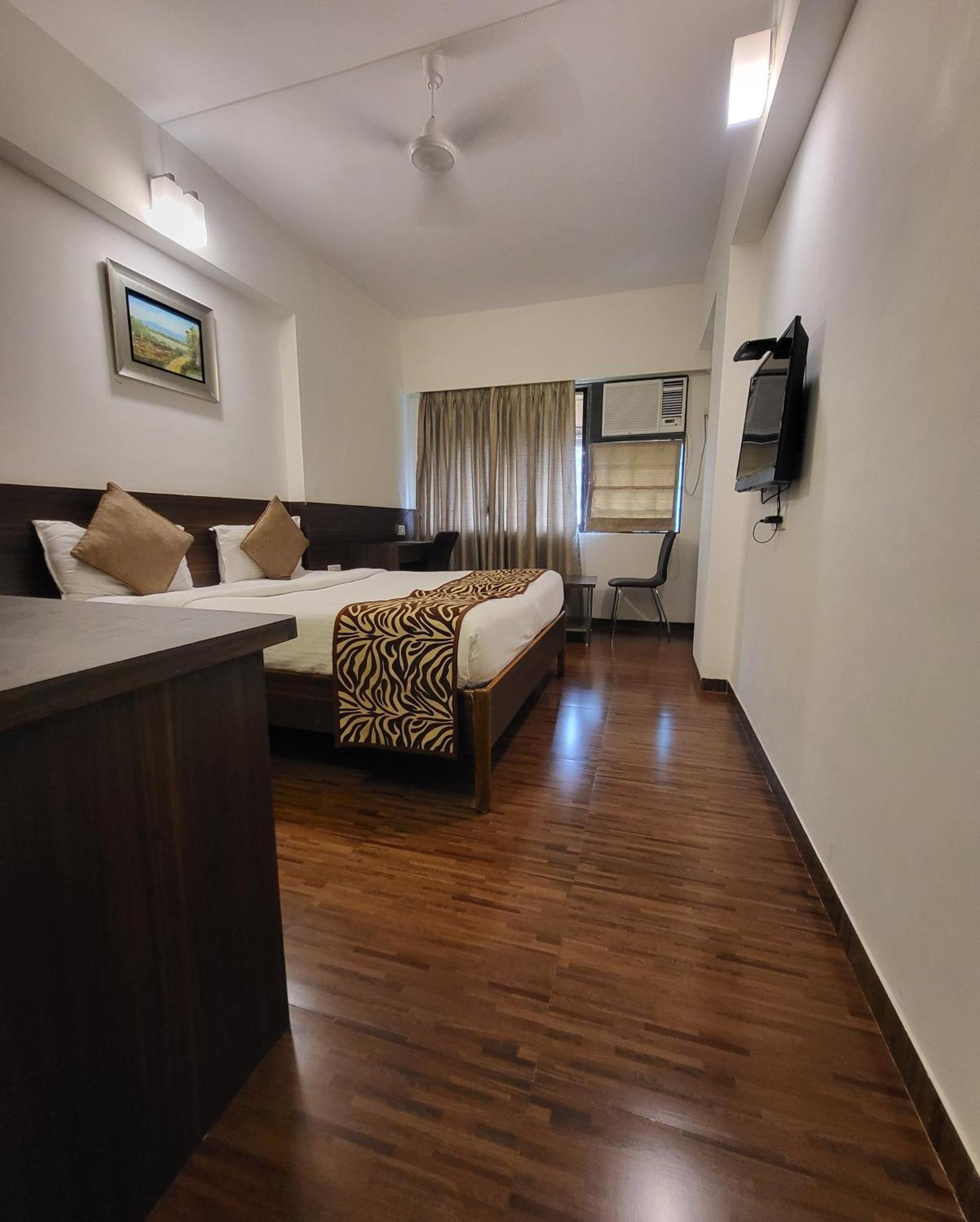 Hotel Maharana Inn Chembur Bombaim Exterior foto