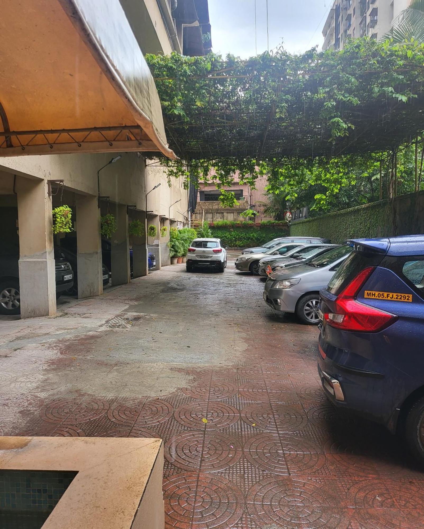 Hotel Maharana Inn Chembur Bombaim Exterior foto