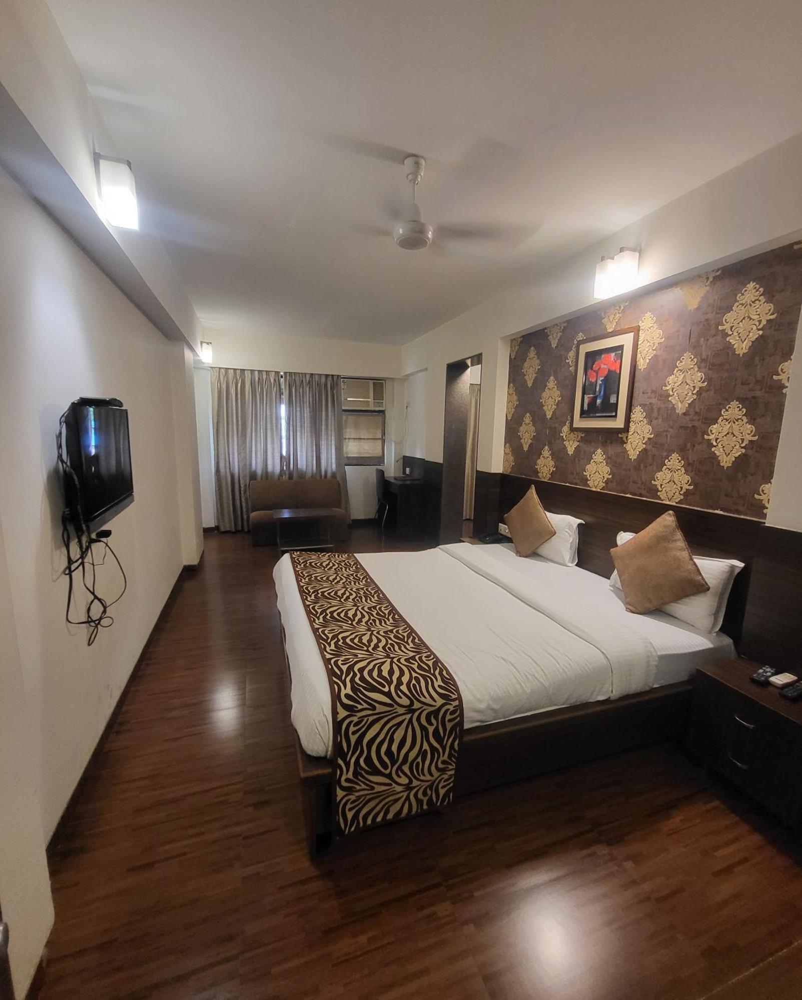 Hotel Maharana Inn Chembur Bombaim Exterior foto